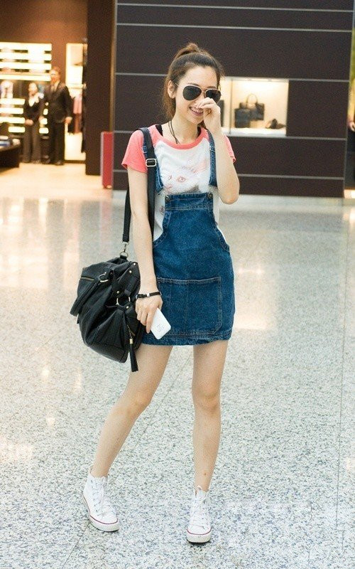 夏季女生休闲 服装 让你如花儿般自